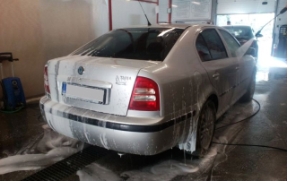 Ručná autoumyváreň Banská Bystrica - SIWICI